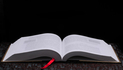 辅助教程“手机斗牛技巧视频教程”开挂辅助脚本