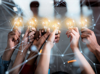 玩家必看教程“微乐捉鸡麻将如何只赢不输”附开挂脚本详细步骤