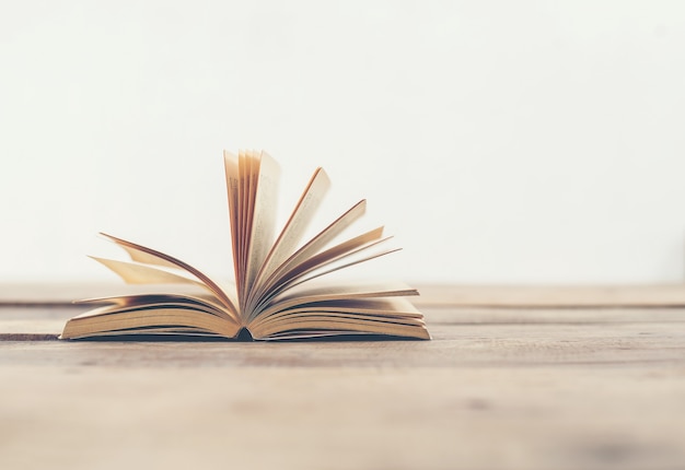 辅助开挂工具“打哈儿麻将外卦神器”详细开挂